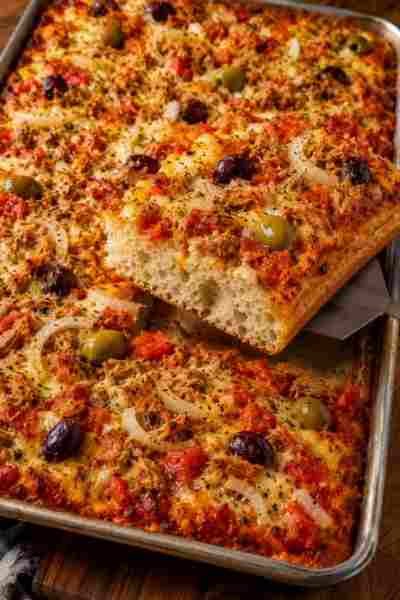 Pizza de Sardinha Caseira da Vó
