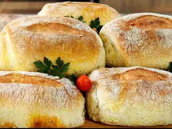 Pão de Linguiça Recheado