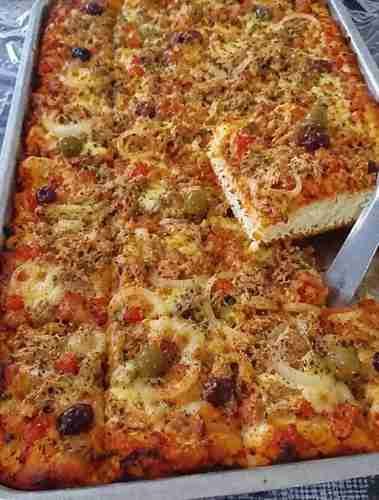 Pizza de Sardinha de Assadeira