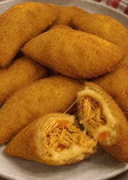 Risólis de Frango com Catupiry