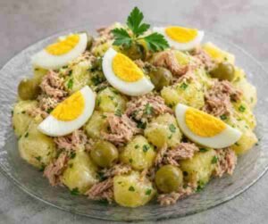 Salada de Batatas com Atum e Ovos Rapido