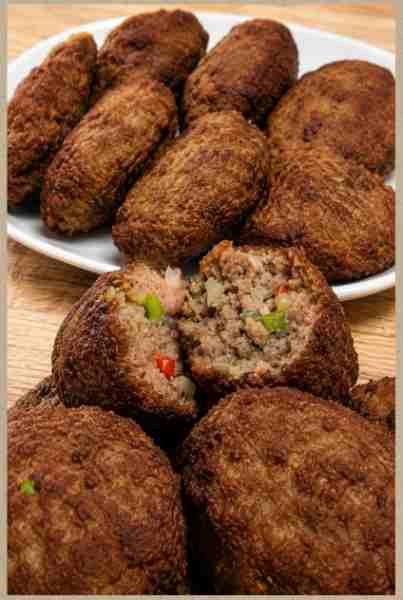 BOLINHO DE CARNE MOÍDA DE FEIRA pronto para servir