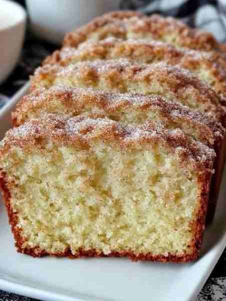 Bolo de Canela Fofinho com Casquinha de Açúcar
