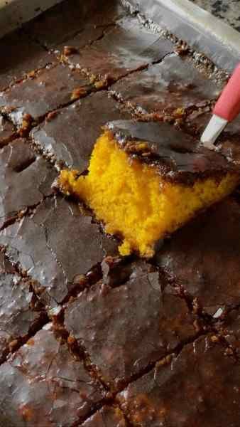Bolo de Cenoura com Cobertura Crocante