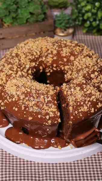 Bolo de Chocolate com Amendoim