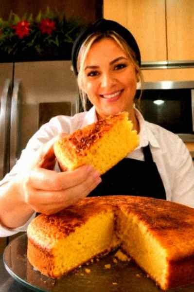 Bolo de Milho Caseiro pronto para servir