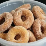 Rosquinha Frita de Padaria com Amido de Milho: Segredo para Ficar Sequinha por Fora e Macia