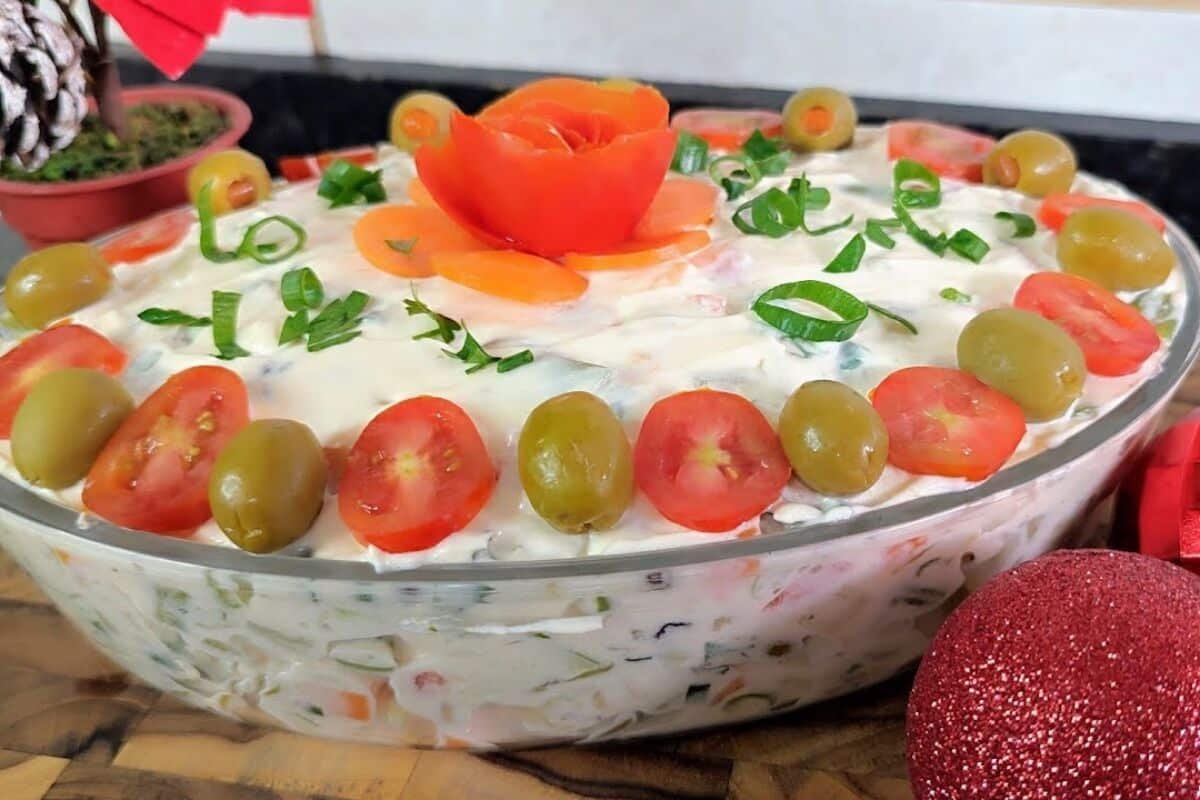 Salada de Maionese Simples e Deliciosa