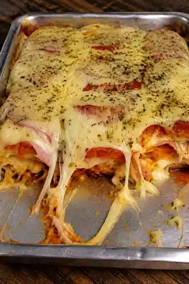Bauru de Forno pronto para servir