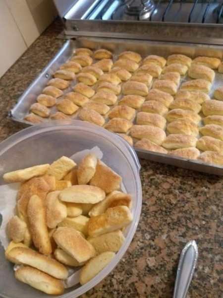 Biscoito Caseiro com Leite Morno