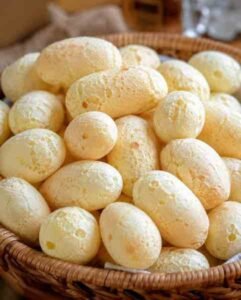 Biscoito de Polvilho Caseiro Sequinho e Crocante pronto para servir