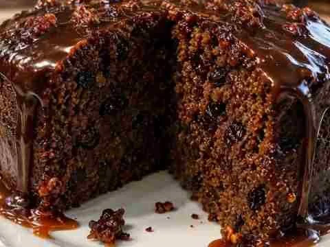 Bolo de Frutas Secas com Chocolate Meio Amargo