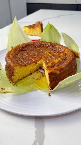 Bolo de Milho Cremoso pronto para servir