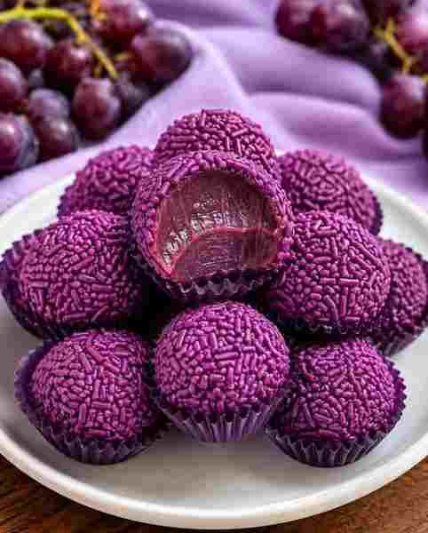 Brigadeiro de Uva Cremoso e Fácil de Preparar pronto para servir