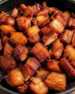 Carne de Porco Caipira Douradinha na Panela pronto para servir