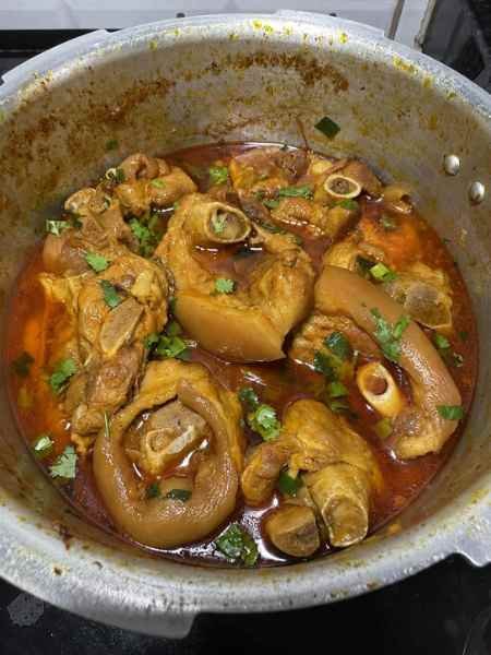 Carne de porco cozida gostosa pronto para servir