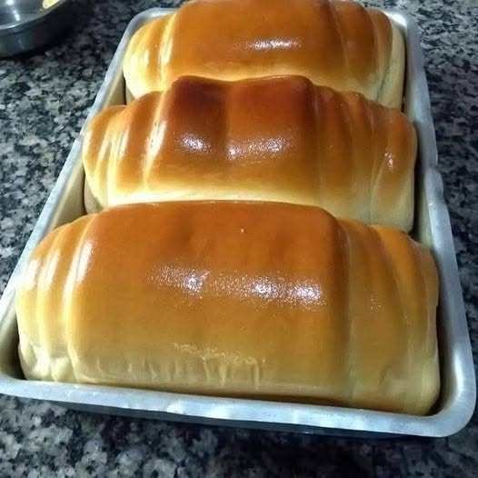 Pão Caseiro com Leite de Coco Macio e Perfumado pronto para servir