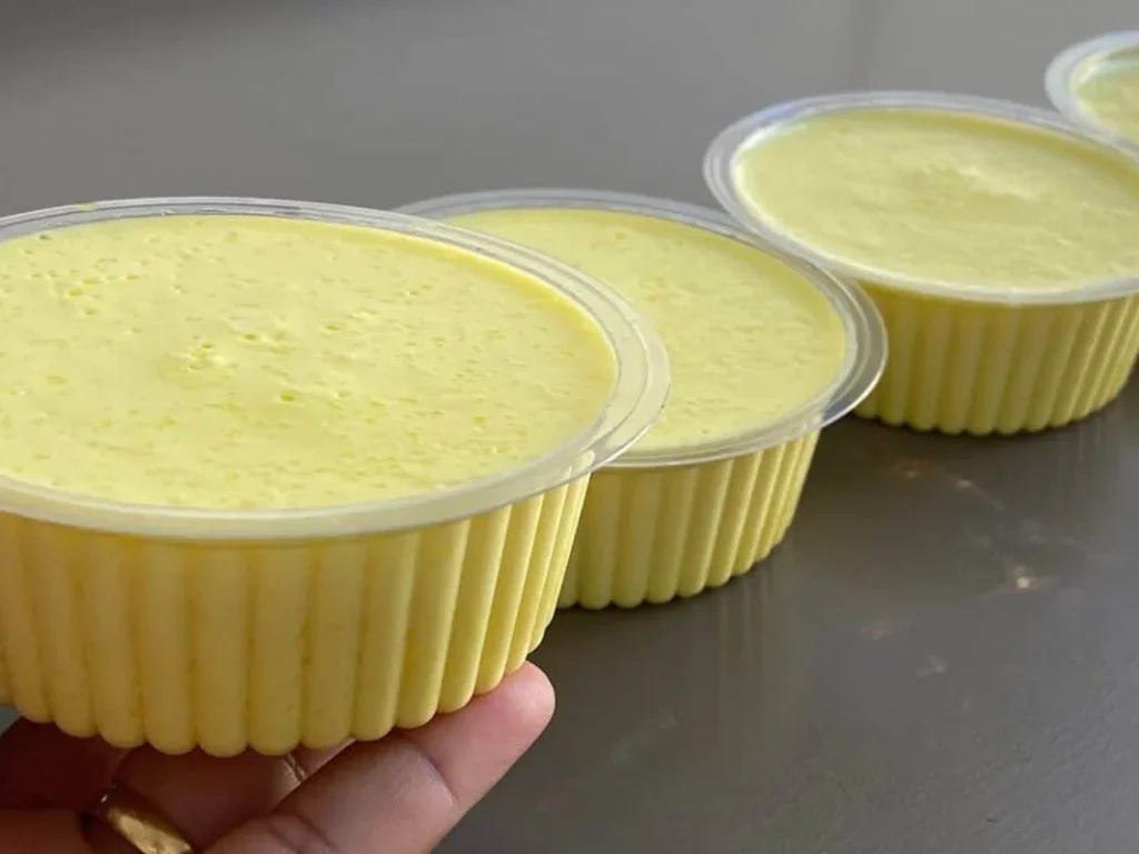 Sobremesa gelada de iogurte (sem leite condensado)