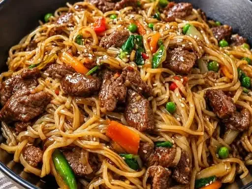 Yakissoba Caseiro de Frango (ou Carne)