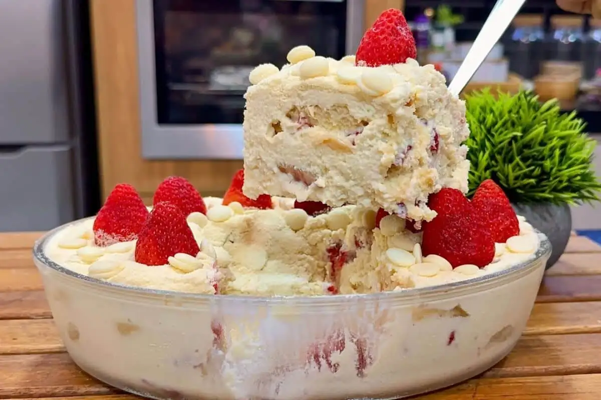Sobremesa cremosa com ingredientes simples e uma finalização especial para surpreender