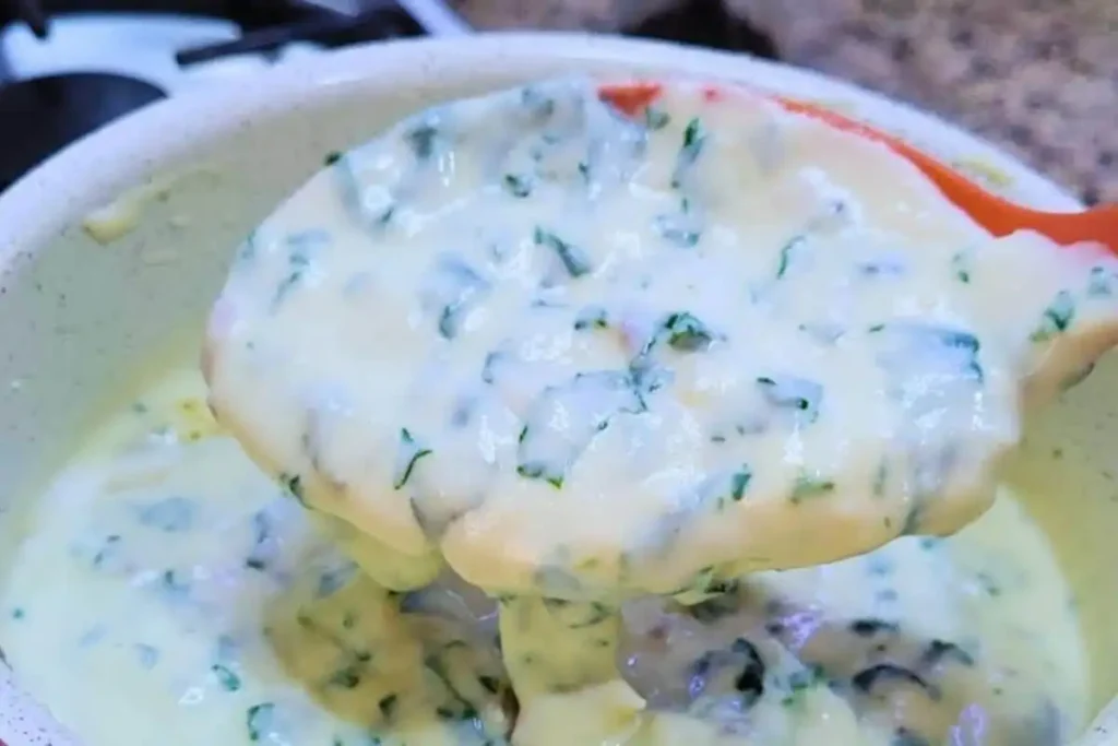 Creme de espinafre com preparo passo a passo para acompanhar o almoço