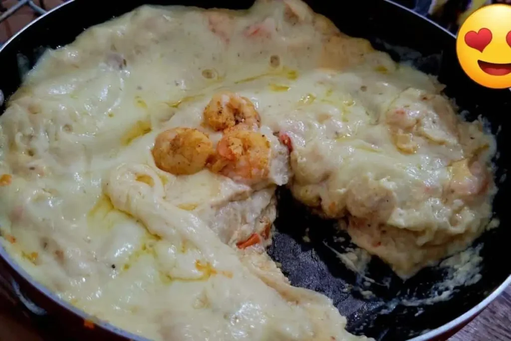 Lasanha de camarão na frigideira com molho bem preparado e um passo a passo para o jantar