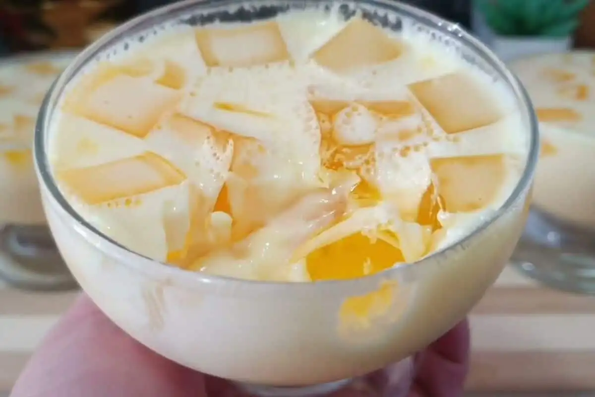 Sobremesa cremosa com ingredientes simples e uma finalização especial para surpreender — com detalhes que valorizam o preparo na sua cozinha