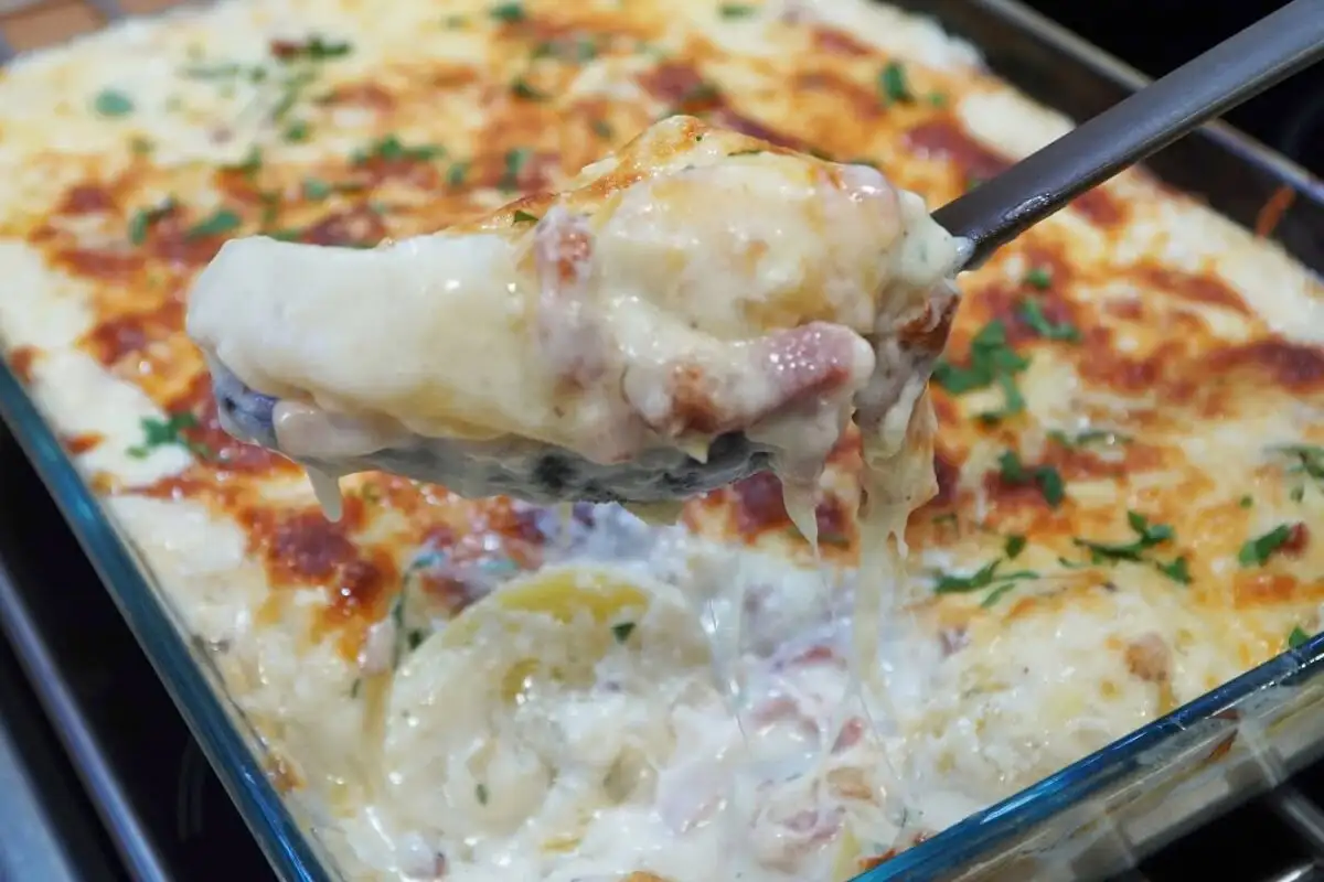 Batata gratinada com preparo passo a passo para acompanhar o almoço