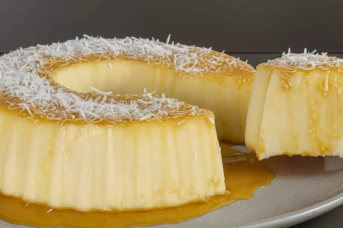 Manjar de coco para servir no fim de semana com um toque especial no preparo