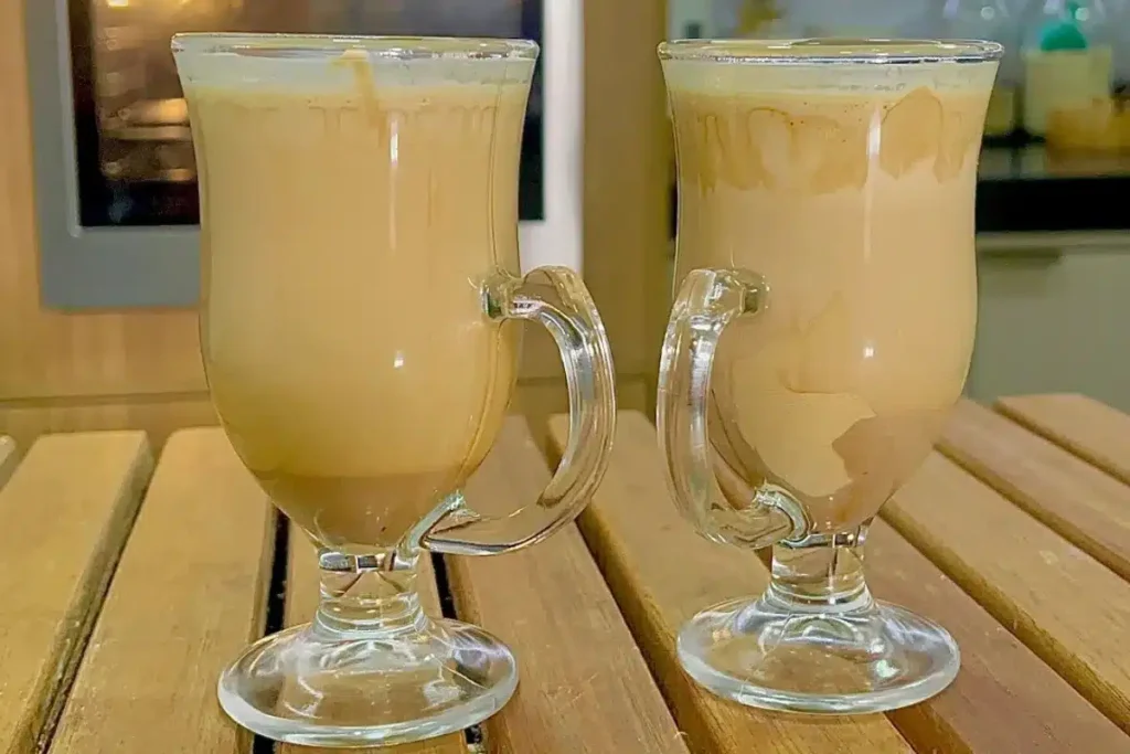 Café cremoso com textura no ponto e uma finalização especial