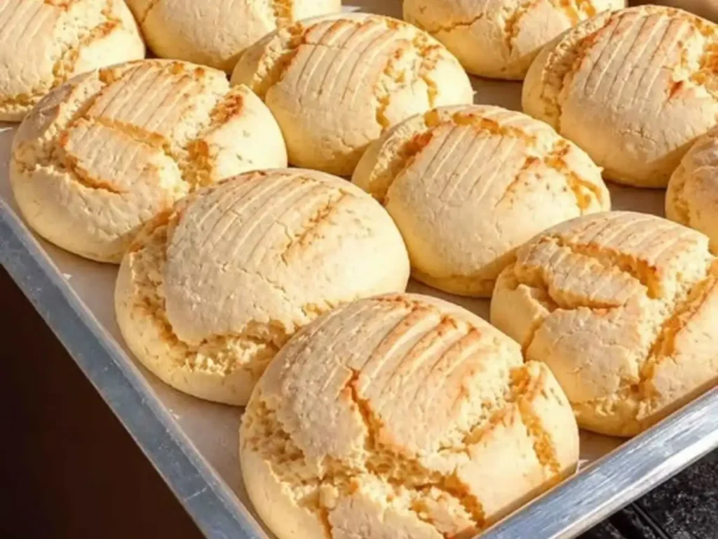 Broa de Polvilho com Queijo Douradinha para o Café
