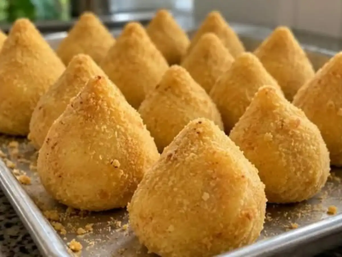 Massa de Coxinha Caseira Macia e Fácil de Modelar para Salgados de Festa