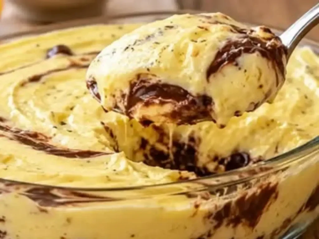 Mousse Trufado de Maracujá com Creme de Avelã sem Leite Condensado
