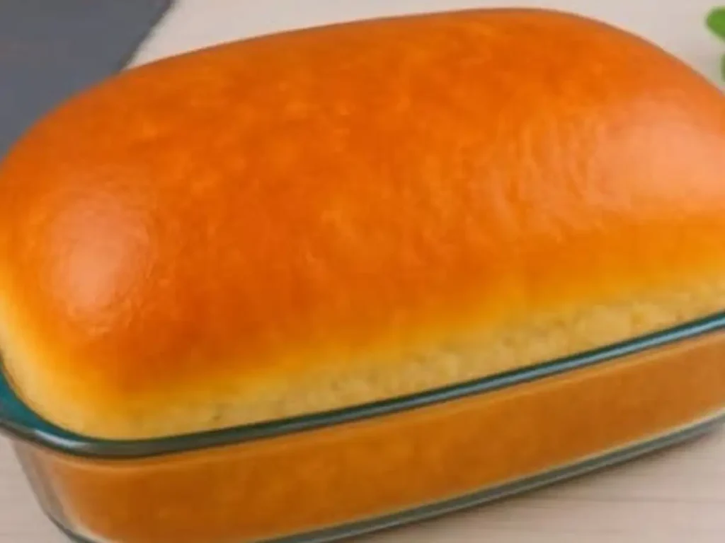 Pão Caseiro de Um Quilo de Farinha com Casca Dourada