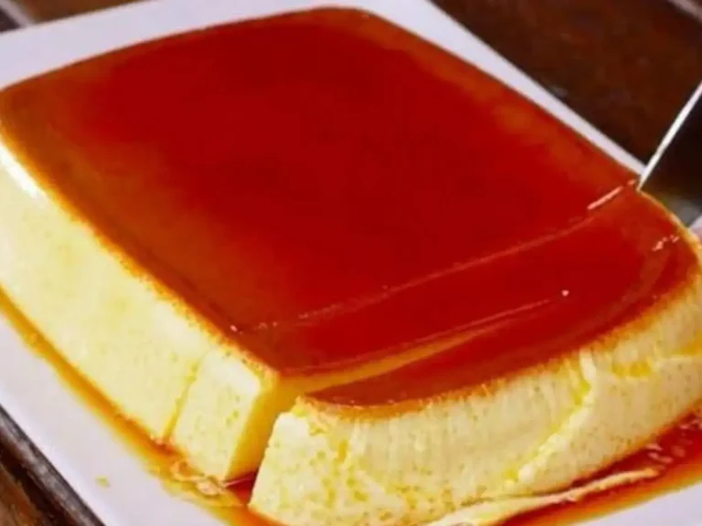 Pudim de Leite na Travessa com Calda de Caramelo sem Forno e sem Ovos