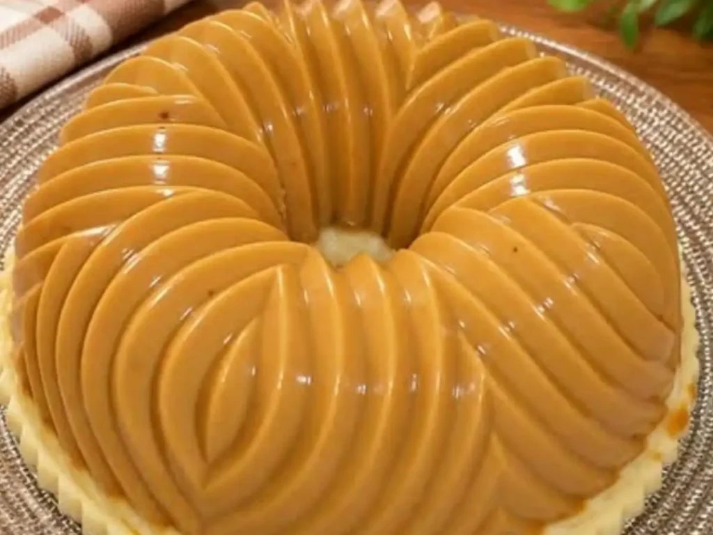 Sobremesa Caseira da Dona Amélia com Creme e Biscoitos