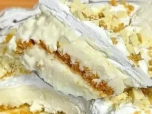 Torta Belga de Doce de Leite com Creme de Café e Biscoito de Chocolate pronto para servir