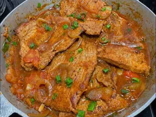 Bife no molho caseiro