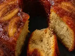 Bolo de Banana com Caramelo