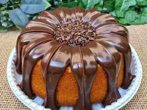 Bolo de Cenoura com Ganache