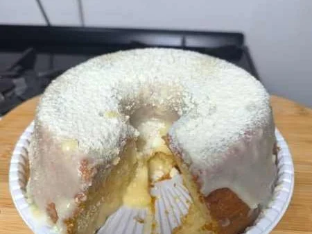 Bolo de Leite Ninho 5 Copos com Calda Quente Especial