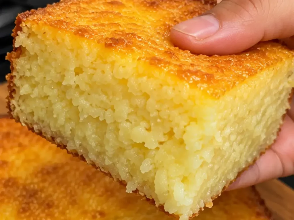 Bolo de Macaxeira Fofinho com Coco e Leite Condensado