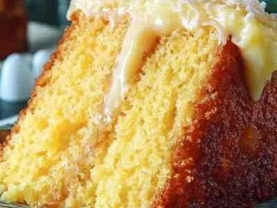 Bolo de Milho Cremoso com Cobertura de Coco