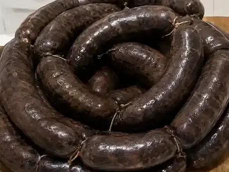 Chouriço Caseiro de Sangue e Miúdos