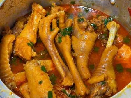 Galinha caipira deliciosa