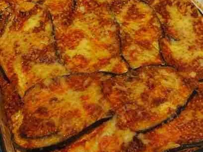 Lasanha de Berinjela à Bolonhesa Especial (sem glúten)
