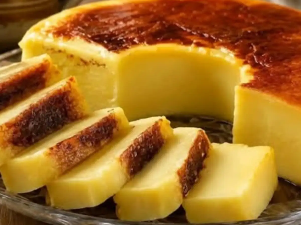 Bolo Mole de Liquidificador com Leite e Baunilha Bem Cremoso