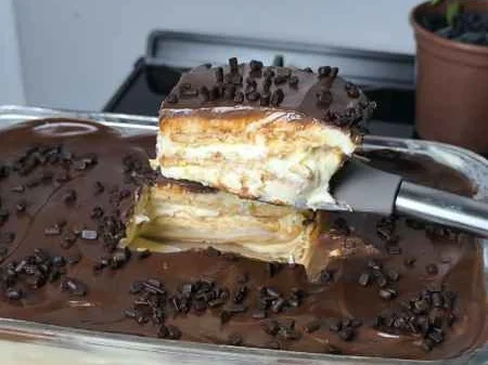 Pavê de Maizena com Leite Ninho