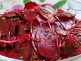 Salada de Beterraba Cozida Temperada com Molho Cremoso