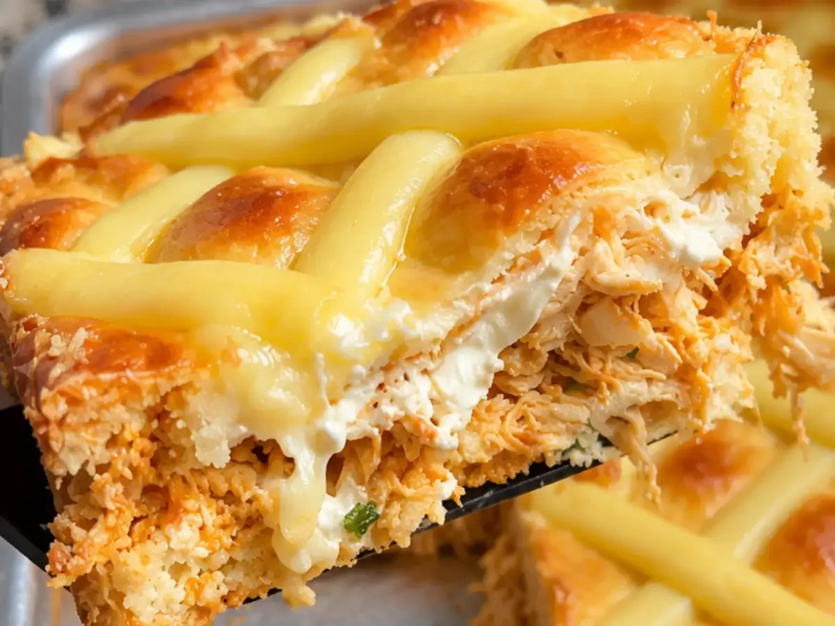 Torta de Frango com Requeijão e Massa de Liquidificador